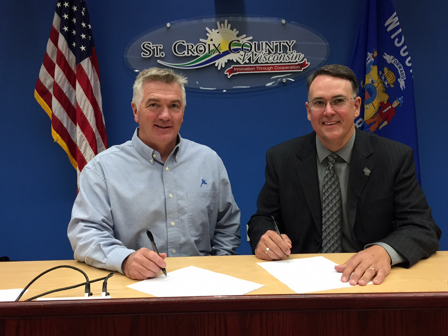 DNR Deputy Secretary Kurt Thiede and Pheasants Forever Director of Education & Outreach Rich Wissink signed an agreement co-fund and to co-manage the creation of a Recruitment, Reactivation and Retention Coordinator. 