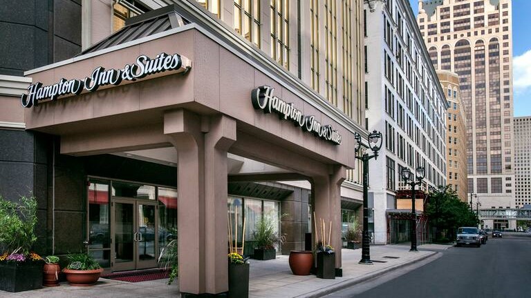 Wisconsin’s ‘24 RNC delegation to stay in Milwaukee hotel after originally being slated for Racine digs