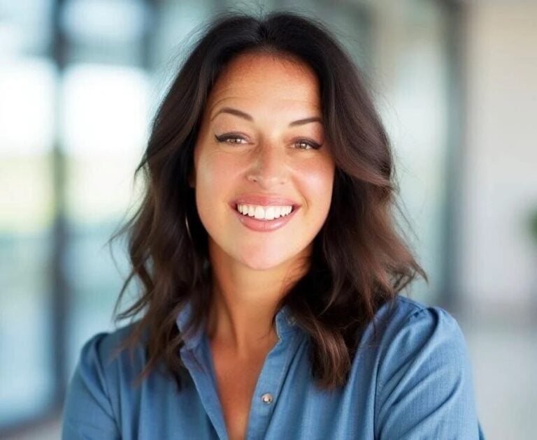 Portrait of Heidi Olson