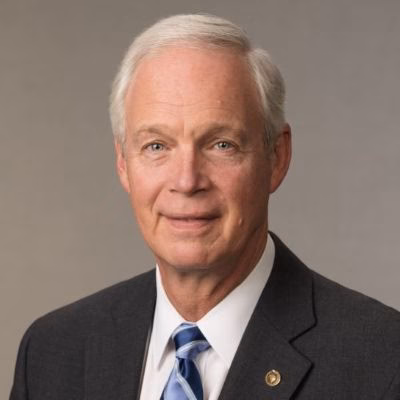Portrait of U.S. Sen. Ron Johnson.