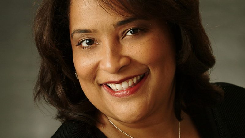Deborah Biddle Headshot