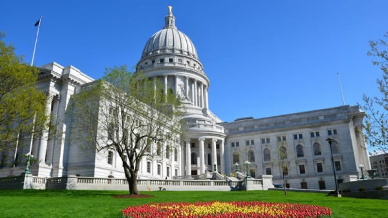 Wisconsin_State_Capitol_Building